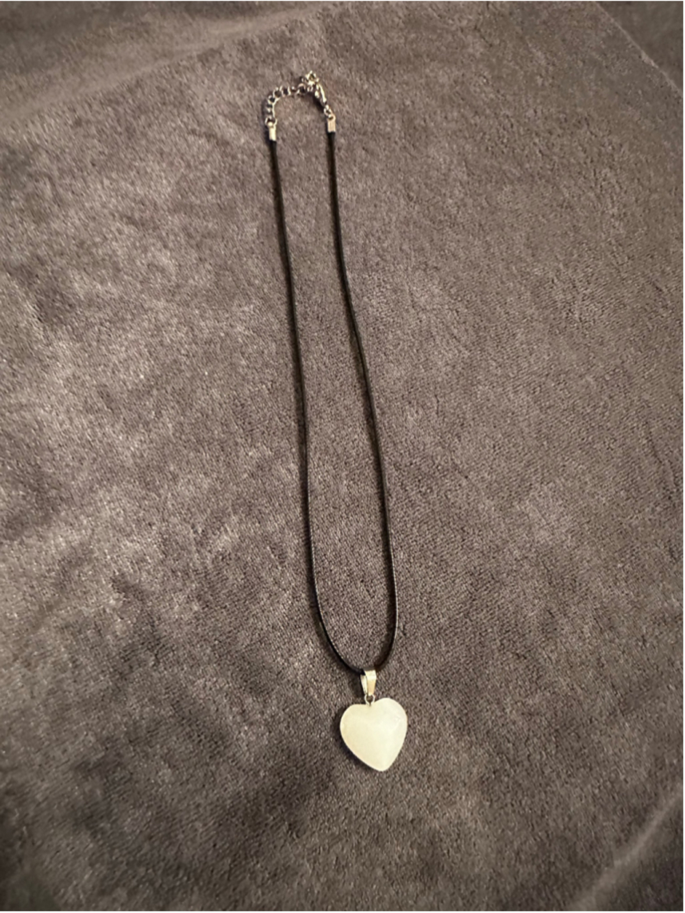 Unbranded White & Silver Heart Pendant Necklace